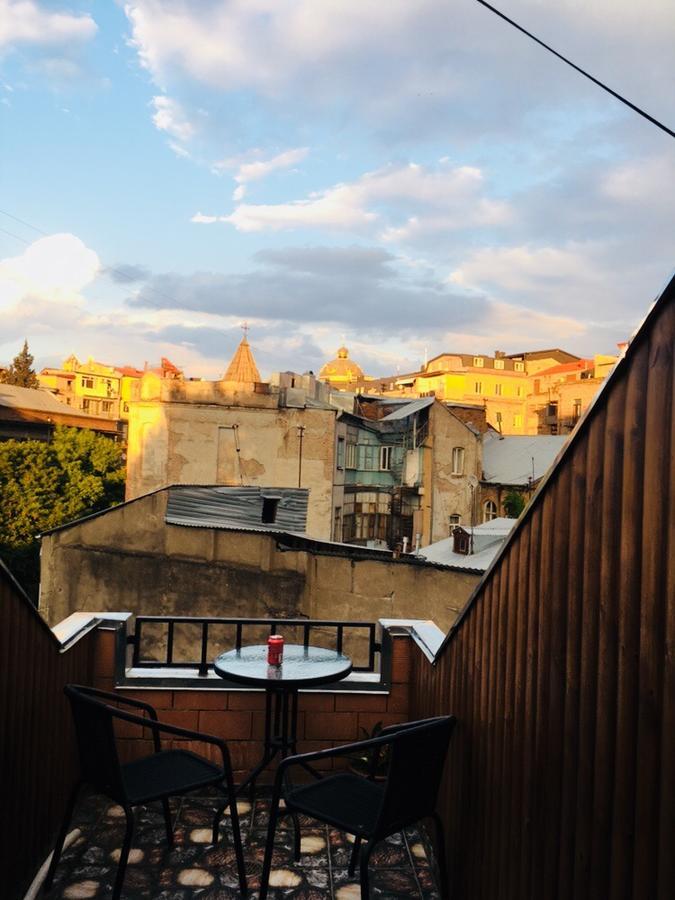 Beautiful Apartment On Atoneli Tbilisi ภายนอก รูปภาพ